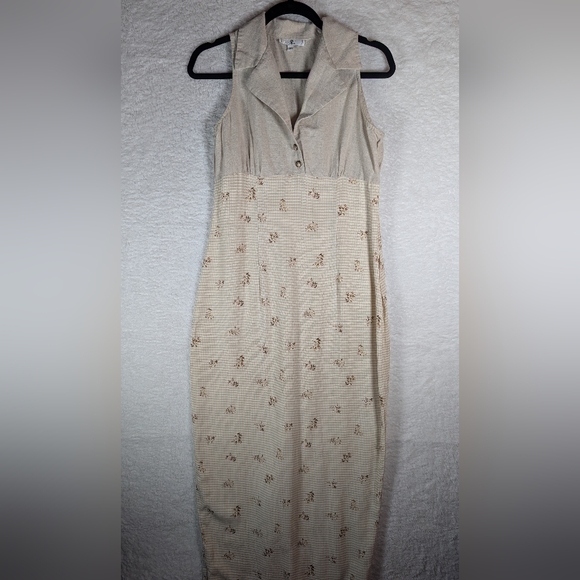 Dresses & Skirts - 87-Elegant Cream Sleeveless‎ Maxi Dress